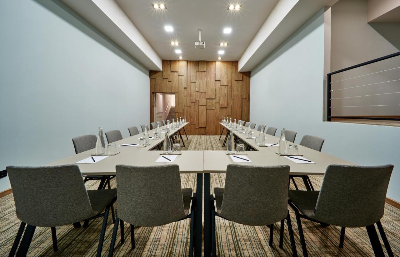 Radisson Hotel City Centre Odessa Ngoại thất bức ảnh