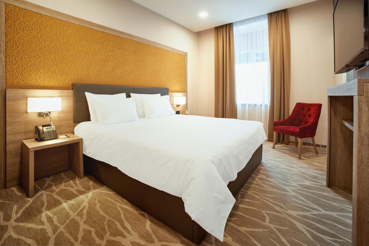 Radisson Hotel City Centre Odessa Ngoại thất bức ảnh