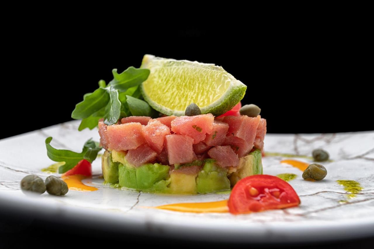 Radisson Hotel City Centre Odessa Ngoại thất bức ảnh