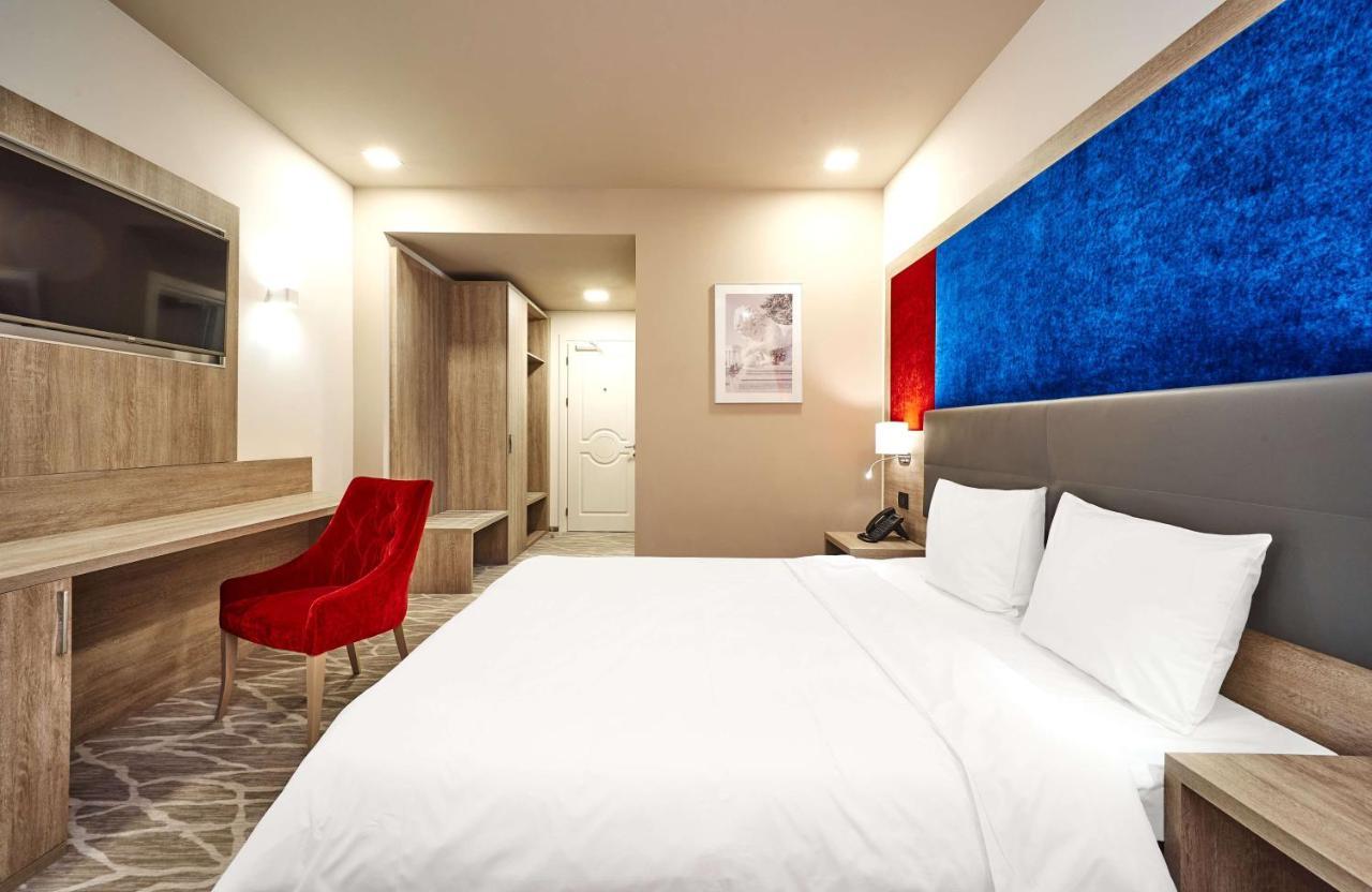 Radisson Hotel City Centre Odessa Ngoại thất bức ảnh