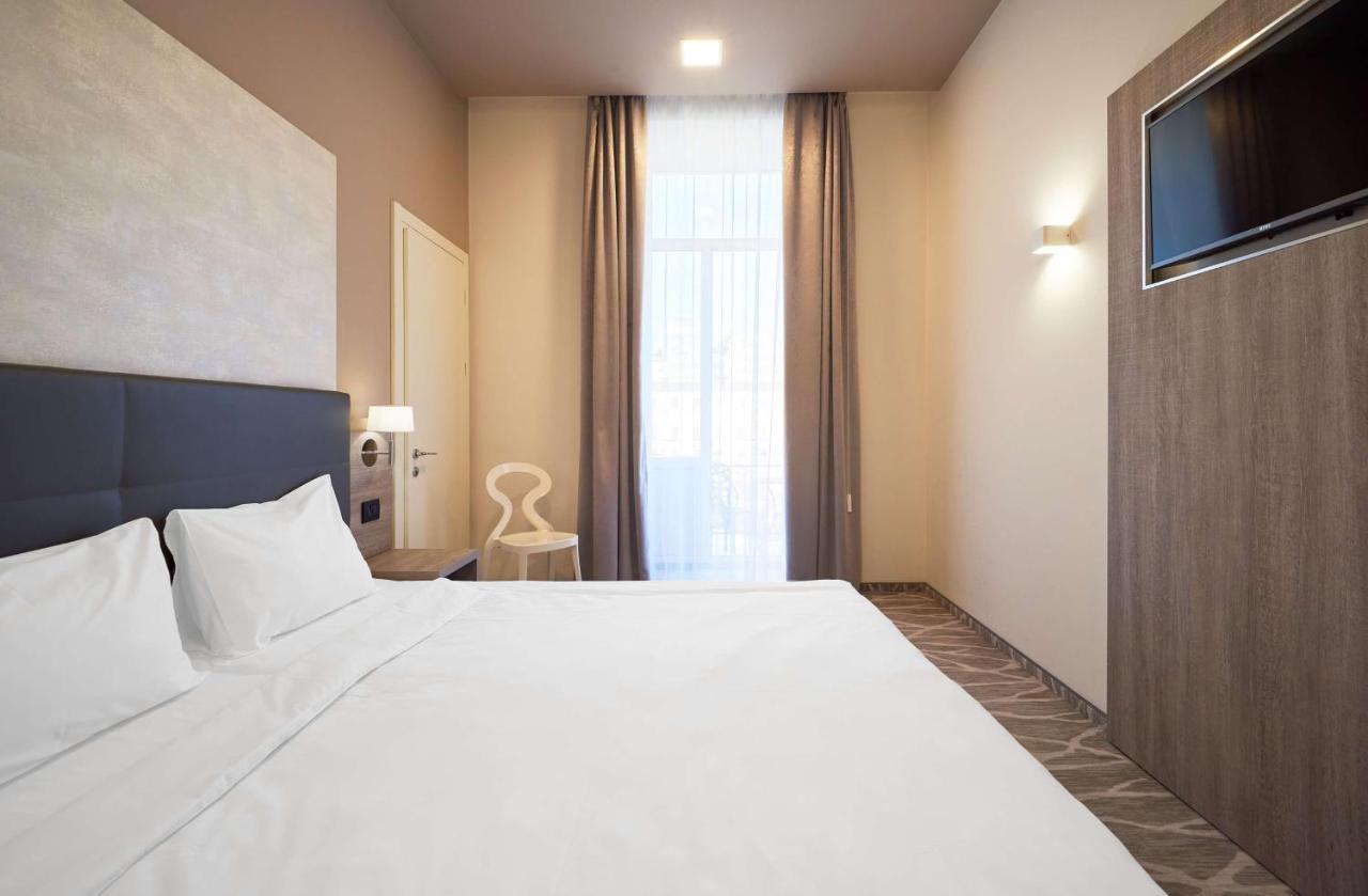Radisson Hotel City Centre Odessa Ngoại thất bức ảnh
