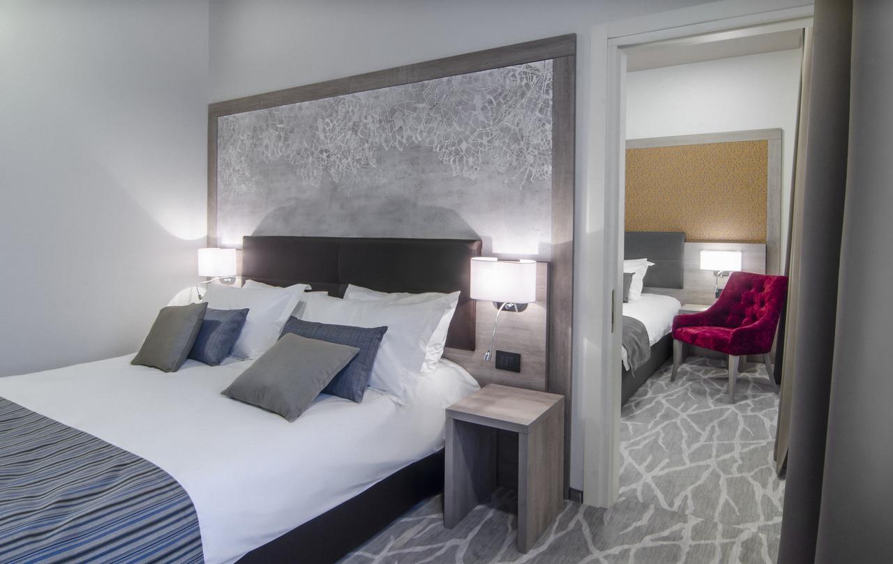 Radisson Hotel City Centre Odessa Ngoại thất bức ảnh